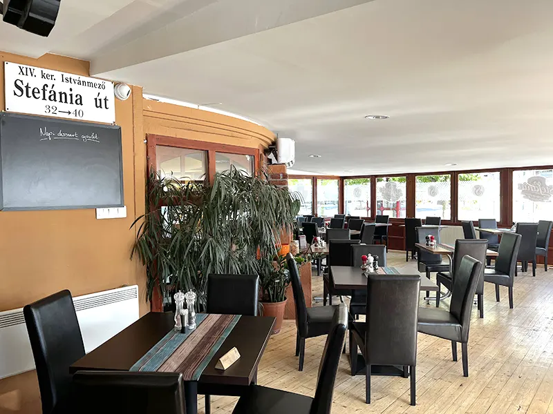 Stefánia Pizzéria és Étterem